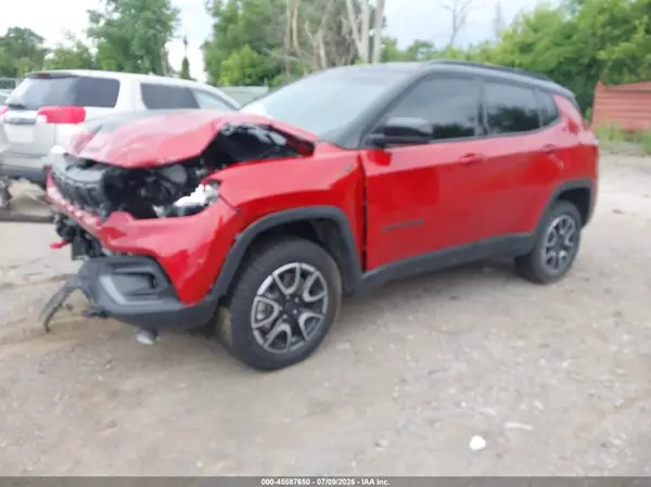 3C4NJDDN5TT242161 2026 JEEP COMPASS - Image 2