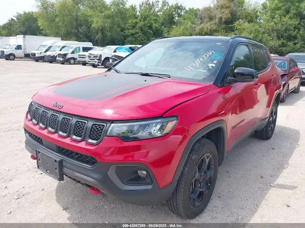 3C4NJDDN6PT528025 2023 JEEP COMPASS - Image 2