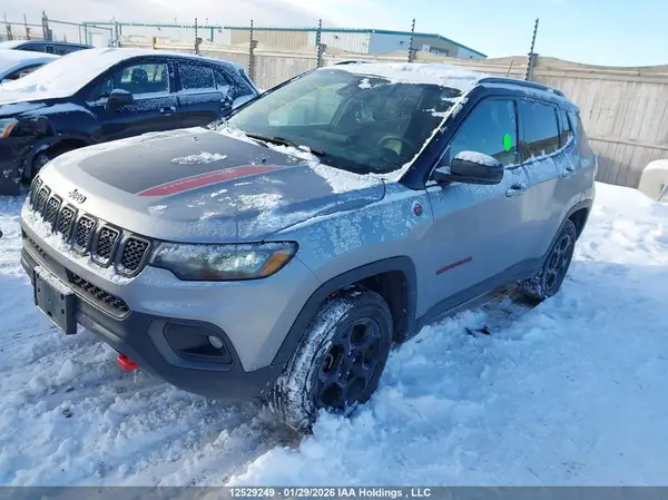 3C4NJDDN6PT567729 2023 JEEP COMPASS - Image 2