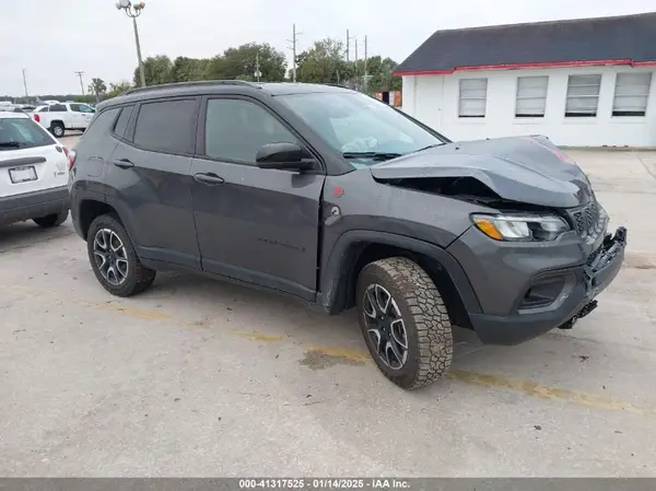 3C4NJDDN6RT129716 2024 JEEP COMPASS - Image 1