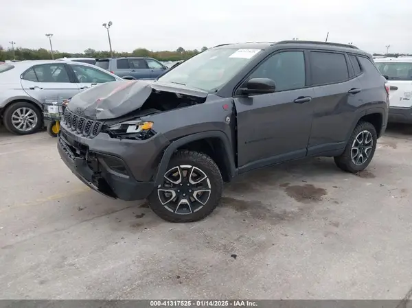 3C4NJDDN6RT129716 2024 JEEP COMPASS - Image 2