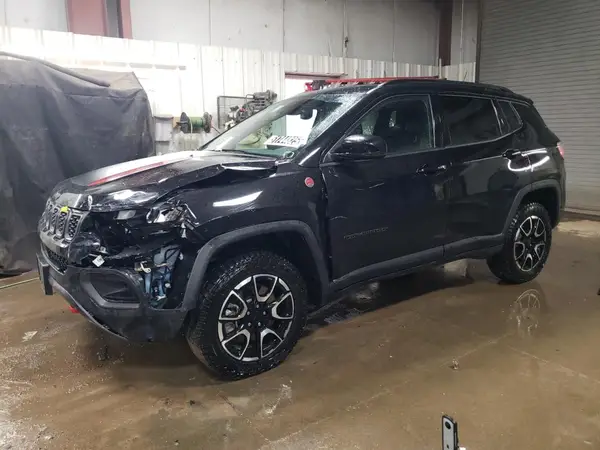 3C4NJDDN6RT137444 2024 JEEP COMPASS - Image 1