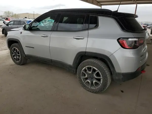 3C4NJDDN6RT148833 2024 JEEP COMPASS - Image 2