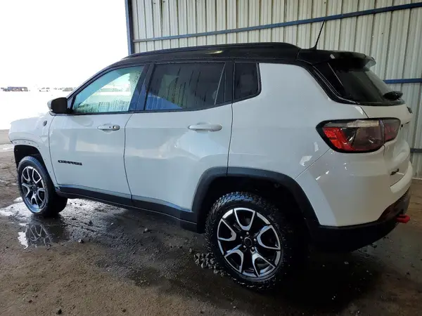3C4NJDDN6ST525022 2025 JEEP COMPASS - Image 2