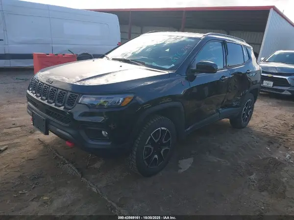 3C4NJDDN6ST551006 2025 JEEP COMPASS - Image 2