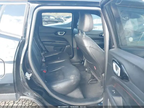 3C4NJDDN6ST551006 2025 JEEP COMPASS - Image 8