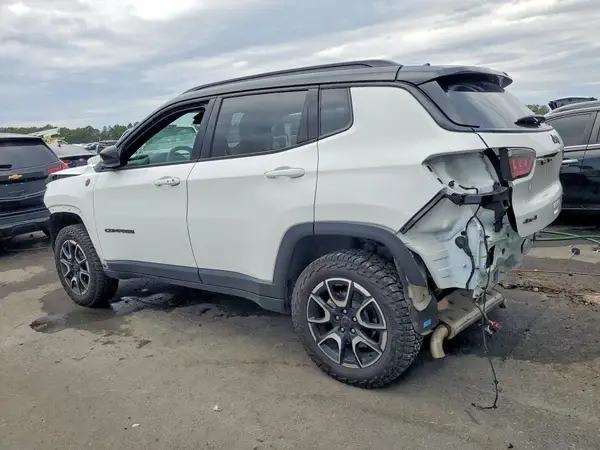 3C4NJDDN6ST557209 2025 JEEP COMPASS - Image 2