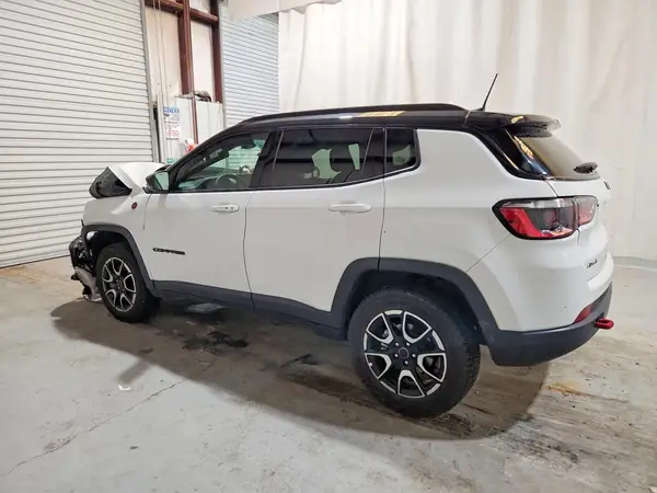 3C4NJDDN6ST564497 2025 JEEP COMPASS - Image 2