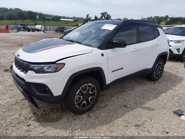 3C4NJDDN6TT260359 2026 JEEP COMPASS - Image 2