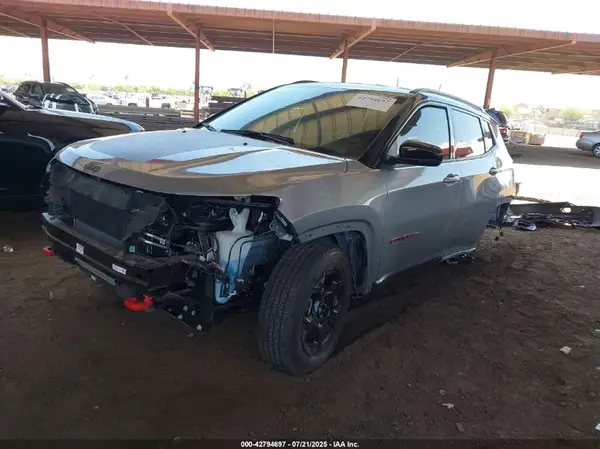 3C4NJDDN7PT574186 2023 JEEP COMPASS - Image 2