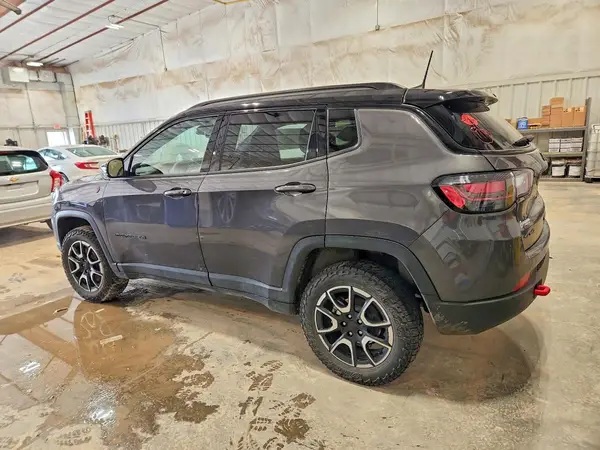 3C4NJDDN7RT116635 2024 JEEP COMPASS - Image 2