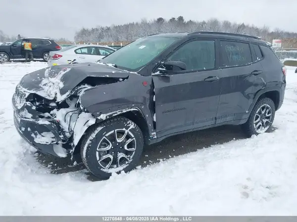 3C4NJDDN7RT128204 2024 JEEP COMPASS - Image 2