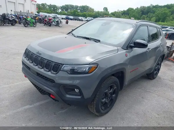 3C4NJDDN7RT590973 2024 JEEP COMPASS - Image 2