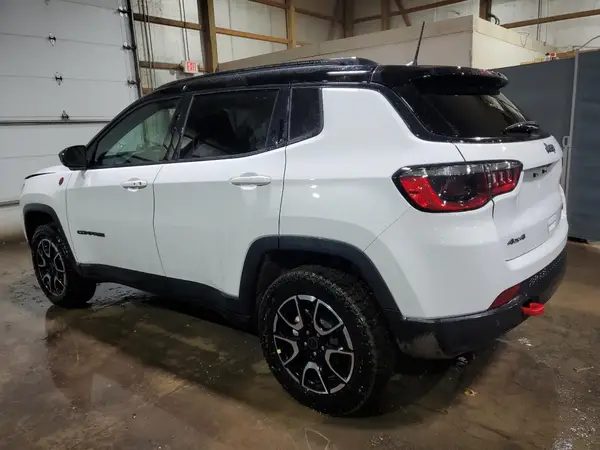 3C4NJDDN7ST523649 2025 JEEP COMPASS - Image 2