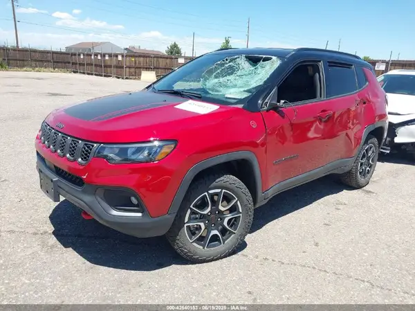3C4NJDDN7ST550950 2025 JEEP COMPASS - Image 2