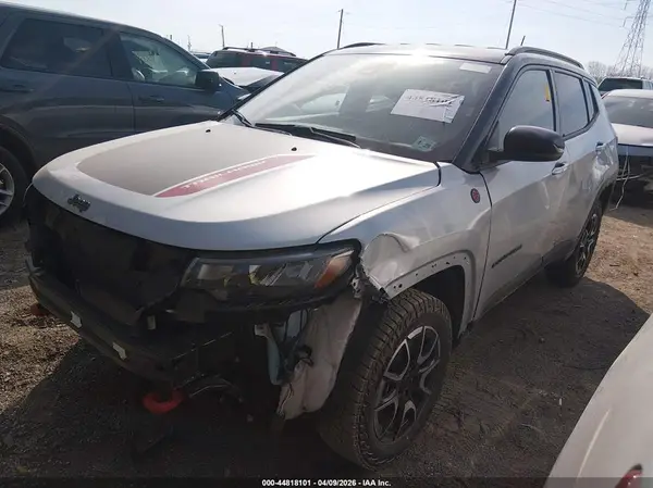 3C4NJDDN7ST594981 2025 JEEP COMPASS - Image 2