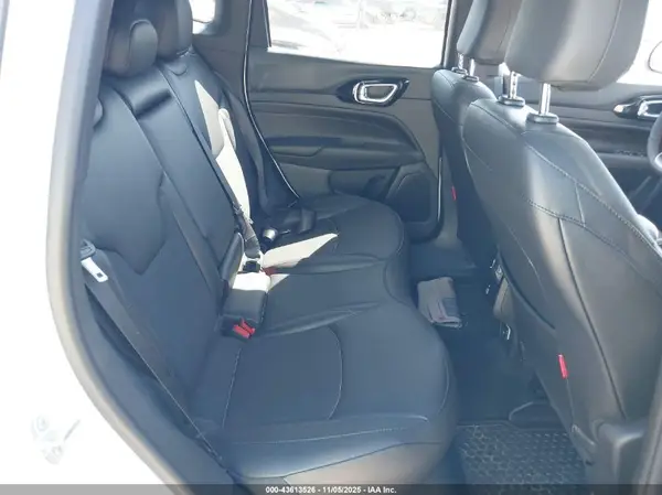 3C4NJDDN7TT181850 2026 JEEP COMPASS - Image 8