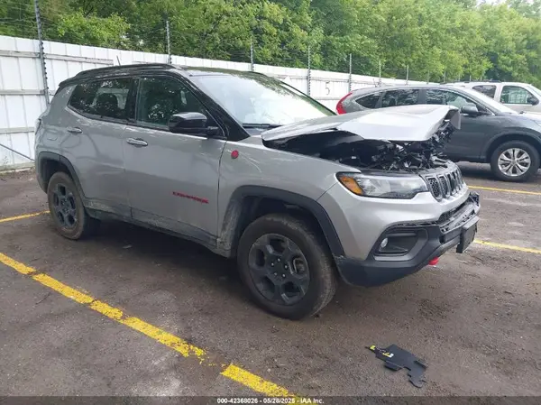 3C4NJDDN8PT524820 2023 JEEP COMPASS - Image 1
