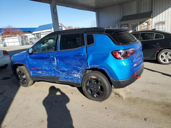3C4NJDDN8PT555548 2023 JEEP COMPASS - Image 2