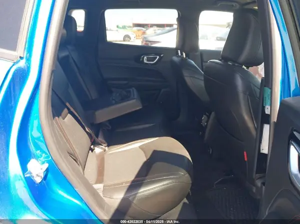 3C4NJDDN8PT564654 2023 JEEP COMPASS - Image 8