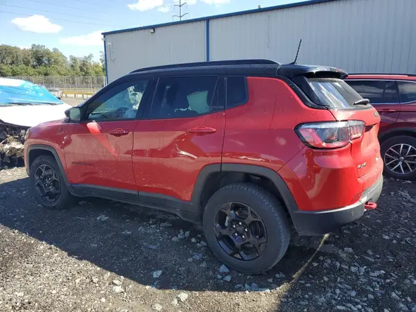 3C4NJDDN8PT568977 2023 JEEP COMPASS - Image 2