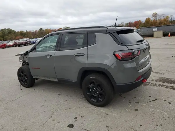 3C4NJDDN8PT573872 2023 JEEP COMPASS - Image 2