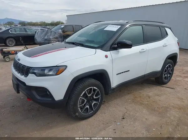 3C4NJDDN8RT148820 2024 JEEP COMPASS - Image 2