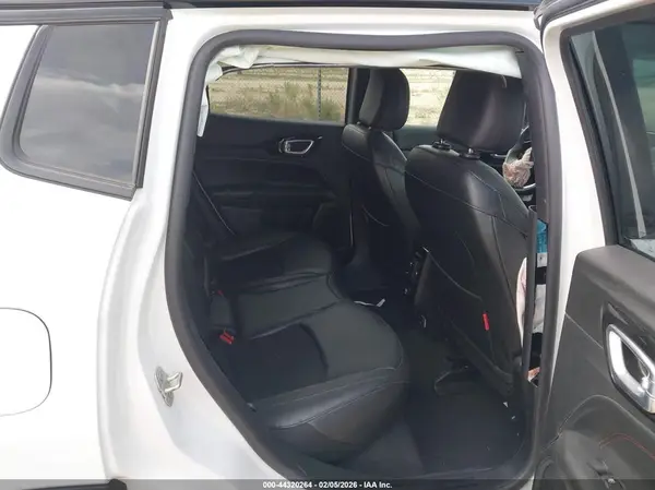 3C4NJDDN8RT148820 2024 JEEP COMPASS - Image 8