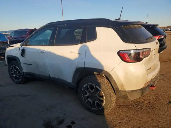 3C4NJDDN8RT169232 2024 JEEP COMPASS - Image 2