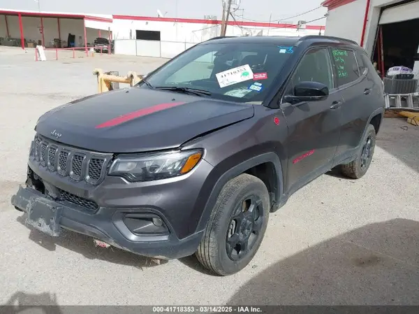 3C4NJDDN8RT595230 2024 JEEP COMPASS - Image 2