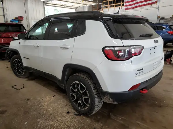 3C4NJDDN8ST529024 2025 JEEP COMPASS - Image 2