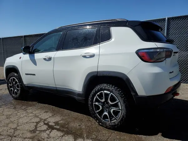 3C4NJDDN8ST543506 2025 JEEP COMPASS - Image 2