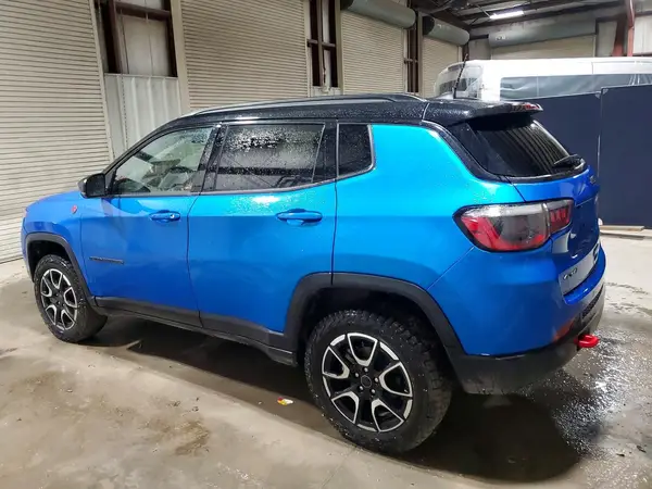 3C4NJDDN8ST558703 2025 JEEP COMPASS - Image 2