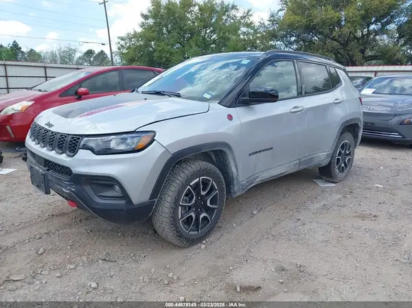 3C4NJDDN8ST622044 2025 JEEP COMPASS - Image 2