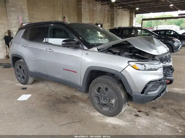 3C4NJDDN9PT525281 2023 JEEP COMPASS - Image 1