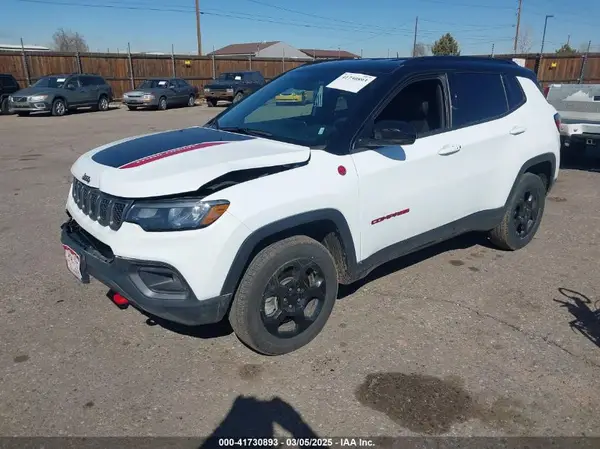 3C4NJDDN9PT557874 2023 JEEP COMPASS - Image 2