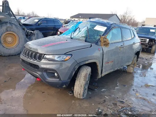 3C4NJDDN9PT559799 2023 JEEP COMPASS - Image 2