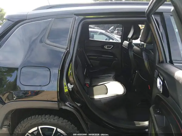 3C4NJDDN9RT101814 2024 JEEP COMPASS - Image 8