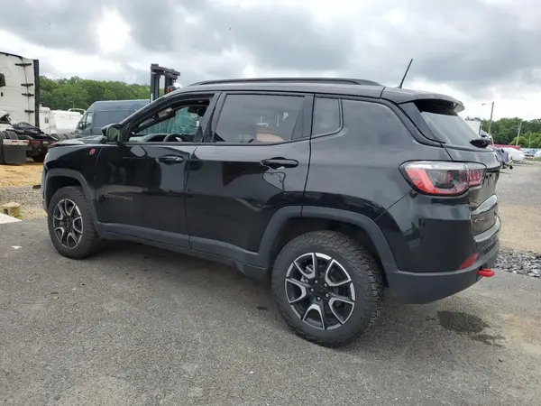 3C4NJDDN9RT137163 2024 JEEP COMPASS - Image 2
