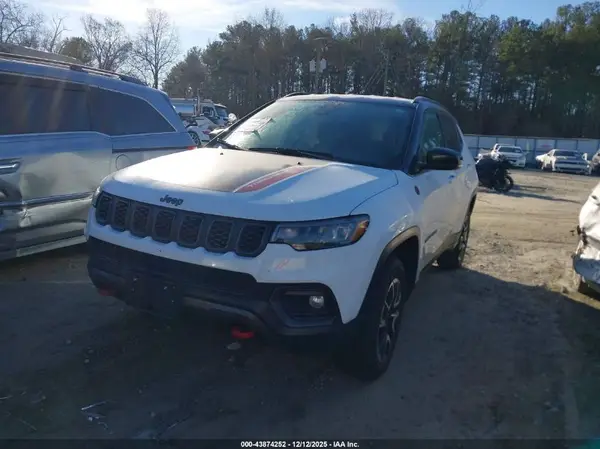 3C4NJDDN9RT144663 2024 JEEP COMPASS - Image 2