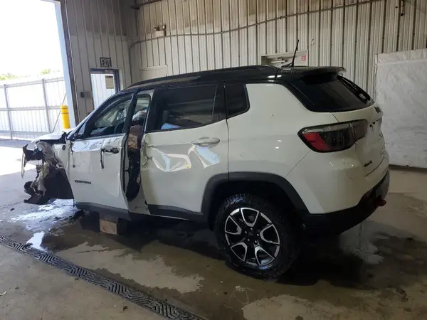 3C4NJDDN9RT144758 2024 JEEP COMPASS - Image 2