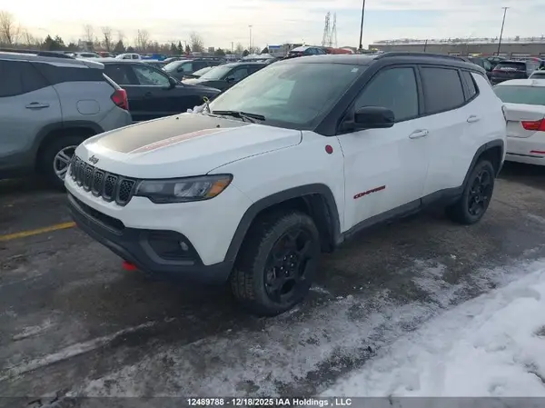 3C4NJDDN9RT588366 2024 JEEP COMPASS - Image 2