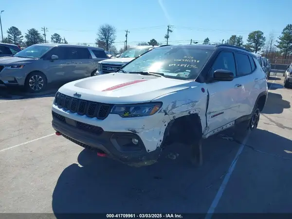 3C4NJDDN9RT596998 2024 JEEP COMPASS - Image 2