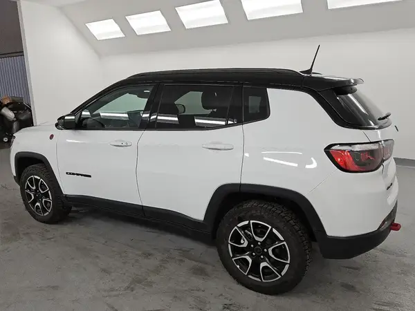 3C4NJDDN9ST526004 2025 JEEP COMPASS - Image 2