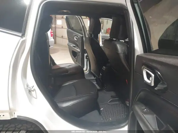3C4NJDDN9ST559052 2025 JEEP COMPASS - Image 8