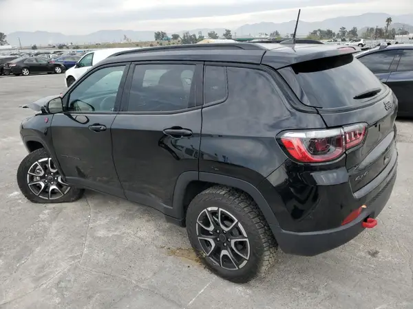 3C4NJDDN9ST610095 2025 JEEP COMPASS - Image 2