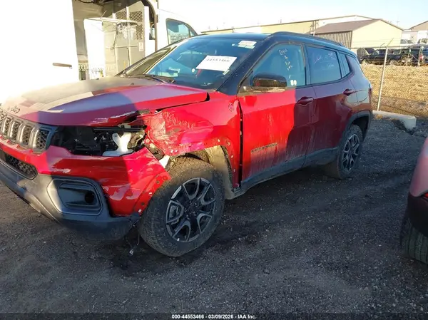 3C4NJDDN9ST612994 2025 JEEP COMPASS - Image 2