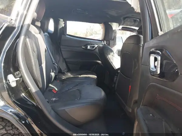 3C4NJDDN9ST613286 2025 JEEP COMPASS - Image 8
