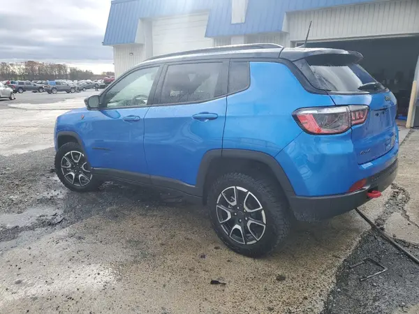 3C4NJDDN9ST624756 2025 JEEP COMPASS - Image 2