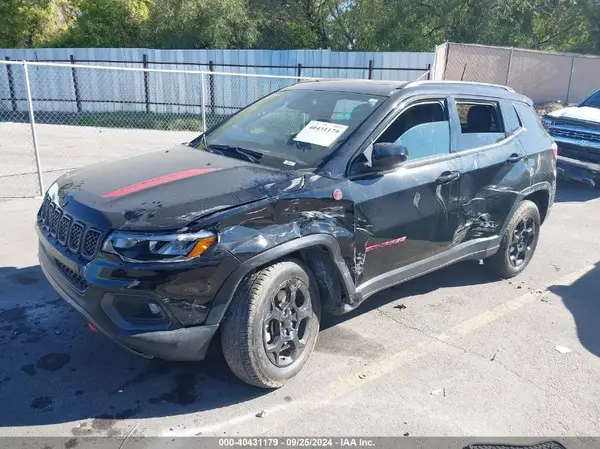 3C4NJDDNXPT531235 2023 JEEP COMPASS - Image 2